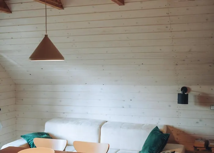 Wakacyjne Familia 別荘 *