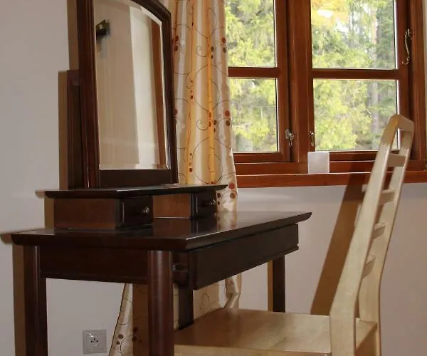 別荘 Wakacyjne Familia ドゥシュニキ・ズドルイ